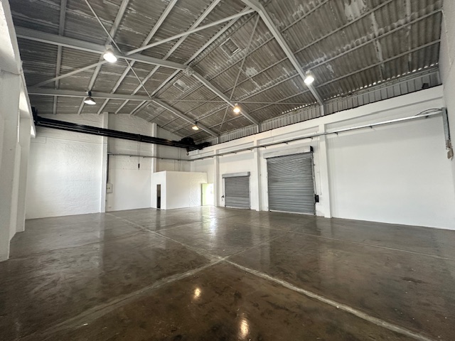 To Let commercial Property for Rent in Maitland Western Cape